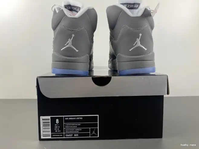 Cheap Husky 5 136027-005 Wolf Grey Jordan Retro Air 0522